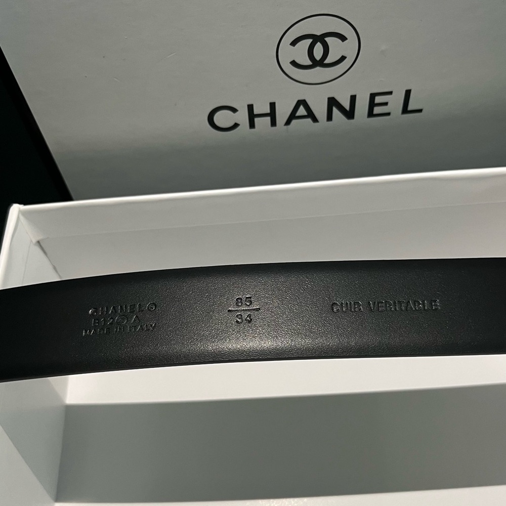 Chanel Black and Gold Women's Belt - Picture 2 of 2